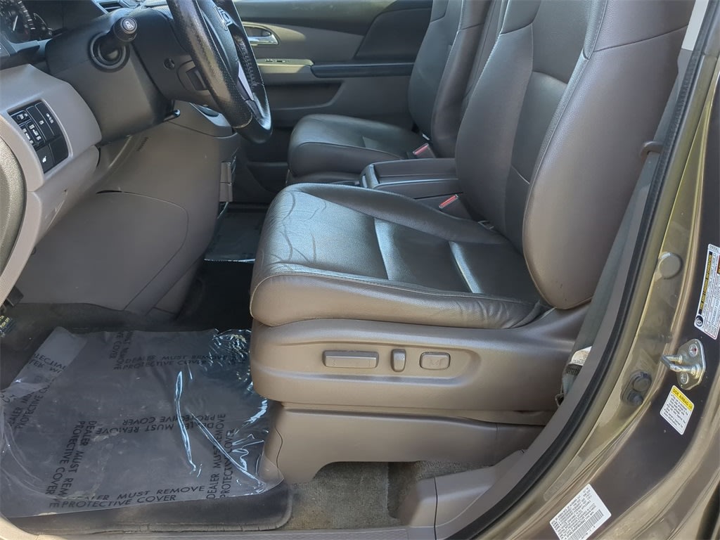 2015 Honda Odyssey EX-L 12