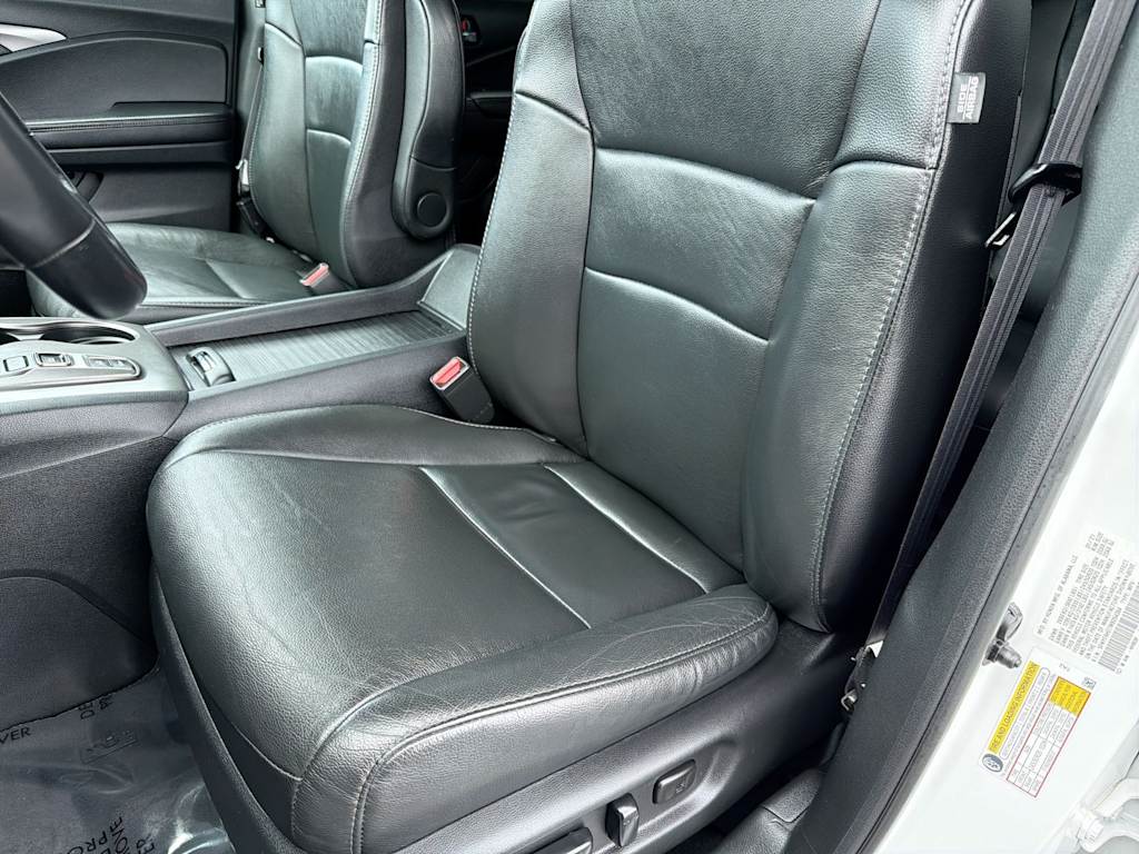 Thumbnail: 2021 Honda Pilot - 10