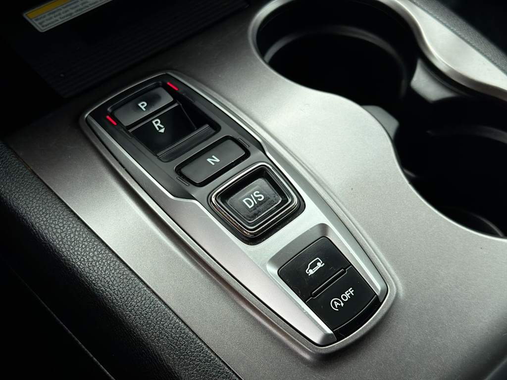 Thumbnail: 2021 Honda Pilot - 16