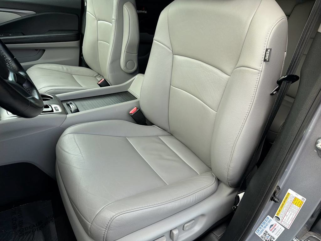 Thumbnail: 2020 Honda Pilot - 10