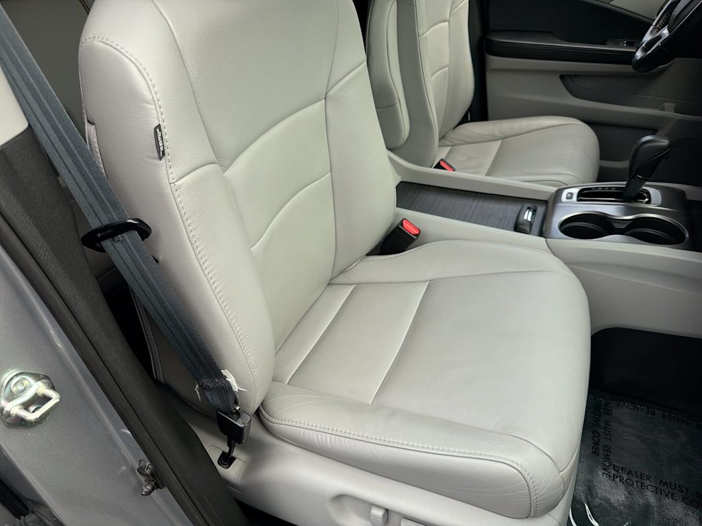 Thumbnail: 2020 Honda Pilot - 30