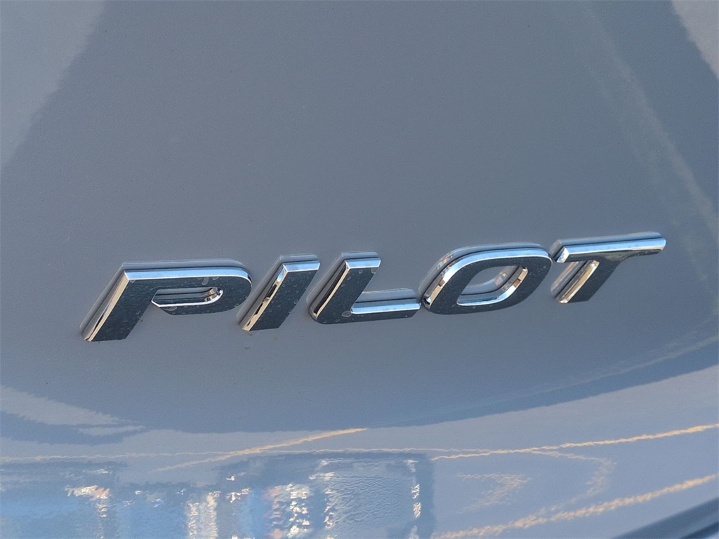 Thumbnail: 2022 Honda Pilot - 25