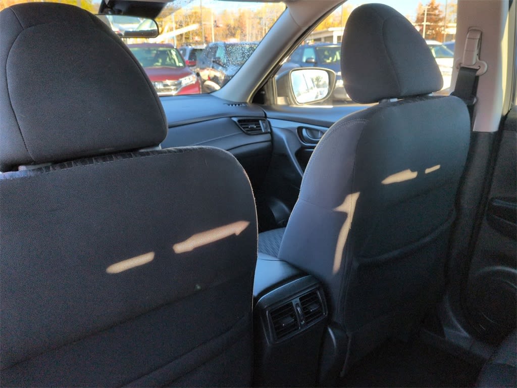 Thumbnail: 2019 Nissan Rogue - 26