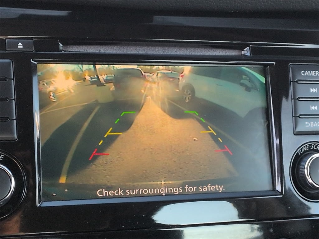 Thumbnail: 2019 Nissan Rogue - 32