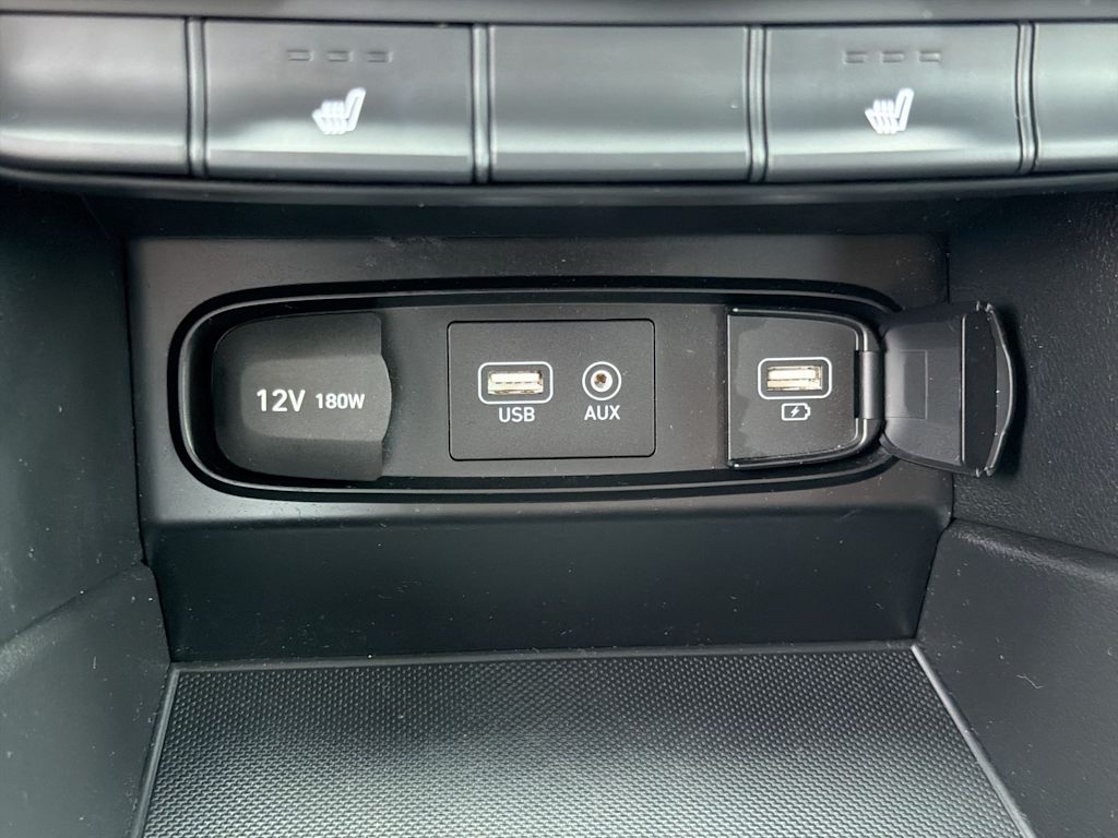 Thumbnail: 2019 Hyundai Santa Fe - 33