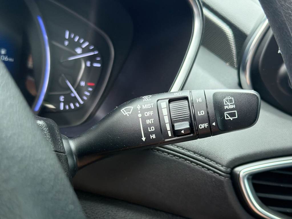 Thumbnail: 2019 Hyundai Santa Fe - 16