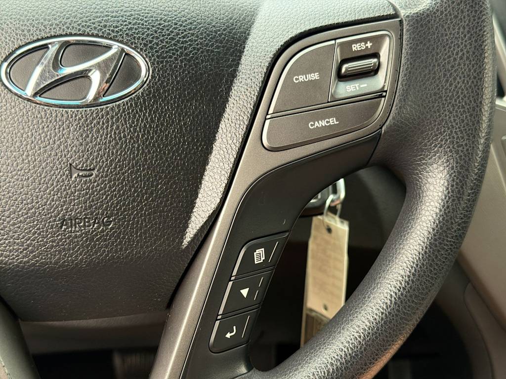 Thumbnail: 2017 Hyundai Santa Fe - 31