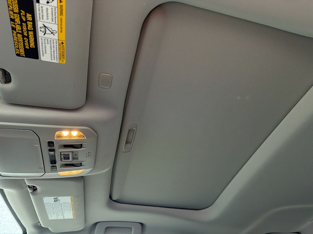 Thumbnail: 2021 Toyota Highlander - 28