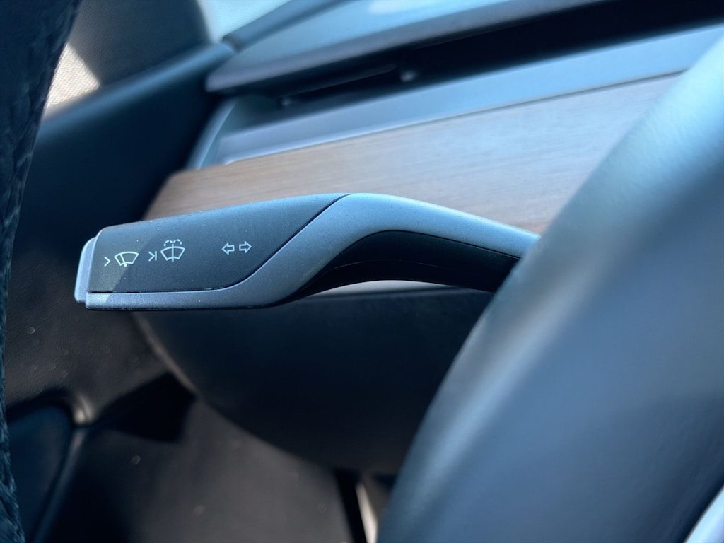 Thumbnail: 2021 Tesla Model Y - 30