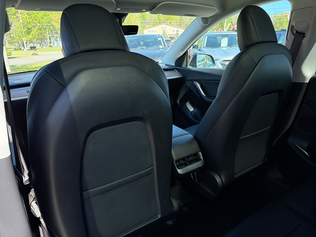 Thumbnail: 2021 Tesla Model Y - 24