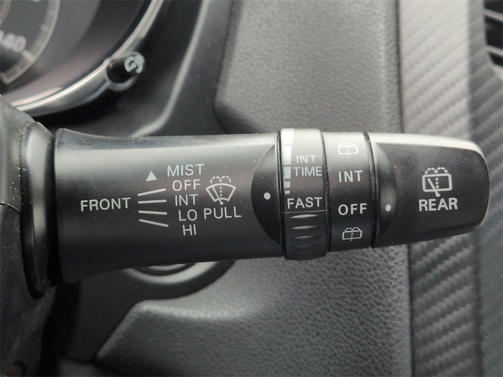 Thumbnail: 2019 Mitsubishi Outlander Sport - 32