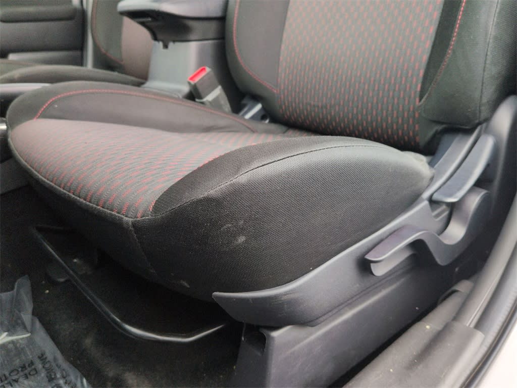 Thumbnail: 2019 Mitsubishi Outlander Sport - 27