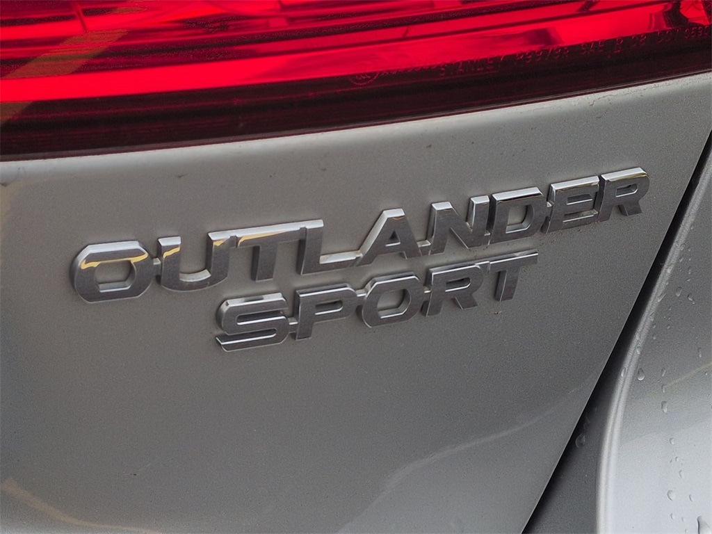 Thumbnail: 2019 Mitsubishi Outlander Sport - 25