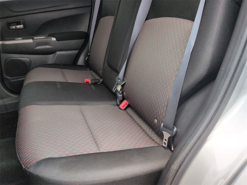 Thumbnail: 2019 Mitsubishi Outlander Sport - 10