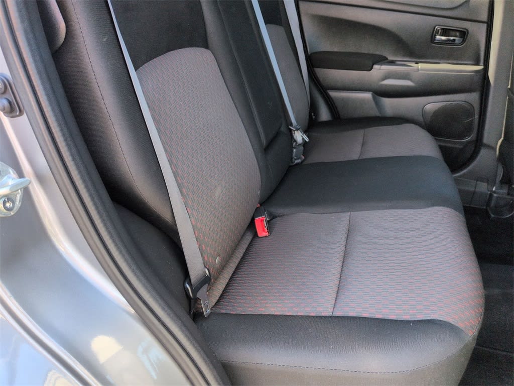 Thumbnail: 2018 Mitsubishi Outlander Sport - 29