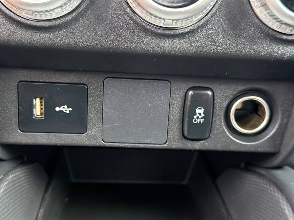 Thumbnail: 2021 Mitsubishi Outlander Sport - 36