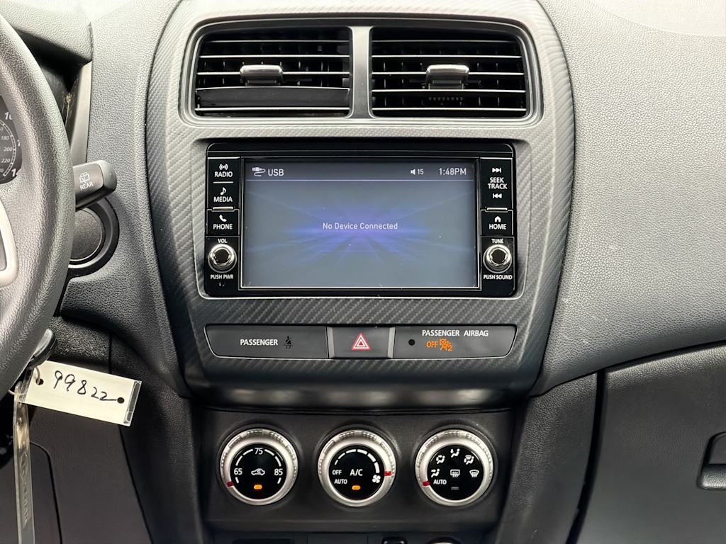 Thumbnail: 2021 Mitsubishi Outlander Sport - 14