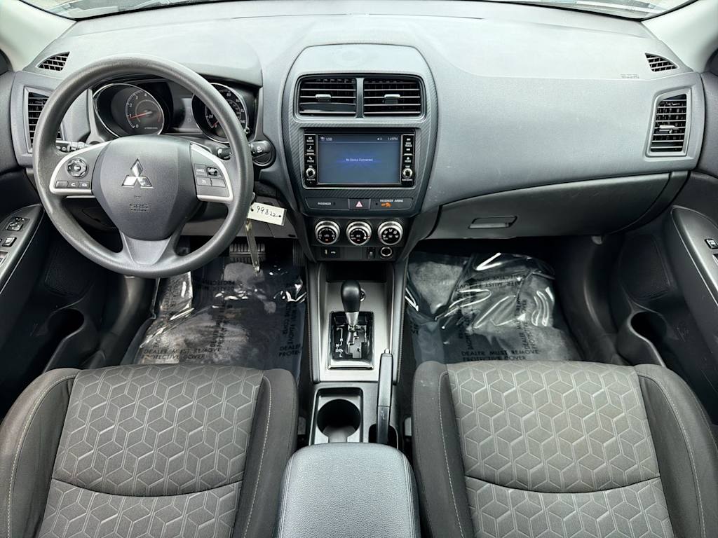 Thumbnail: 2021 Mitsubishi Outlander Sport - 9