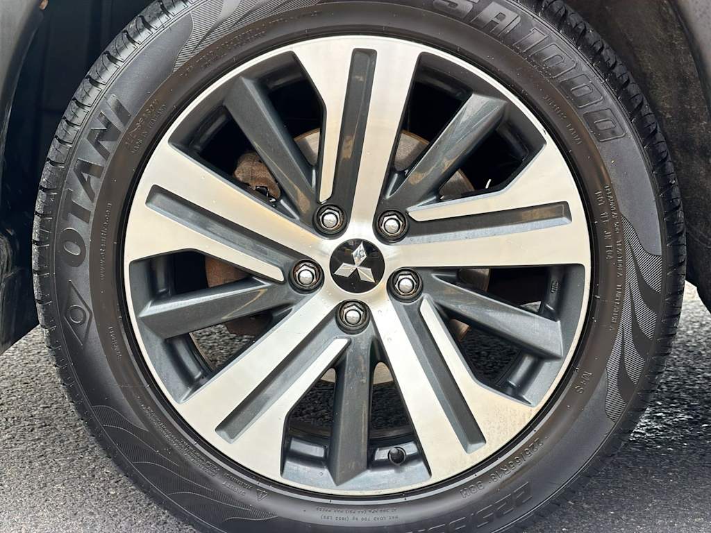 Thumbnail: 2021 Mitsubishi Outlander Sport - 7
