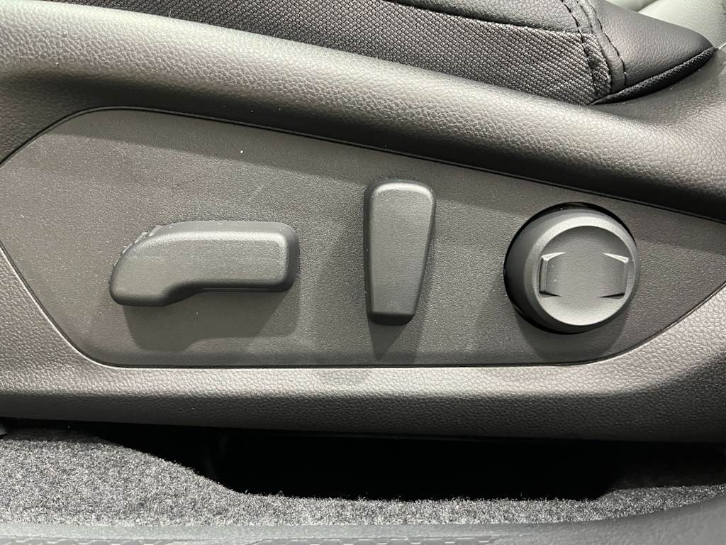 Thumbnail: 2026 Subaru Outback - 21