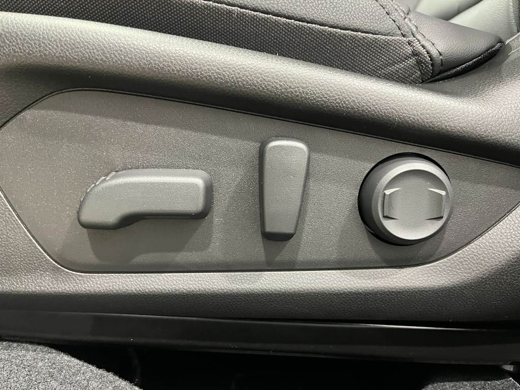 Thumbnail: 2026 Subaru Outback - 19