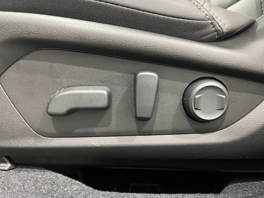 Thumbnail: 2026 Subaru Outback - 18