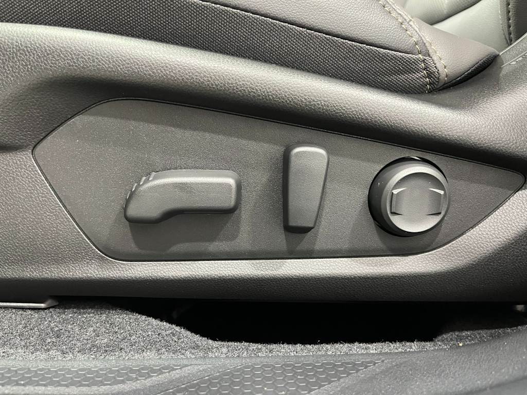 Thumbnail: 2026 Subaru Outback - 19