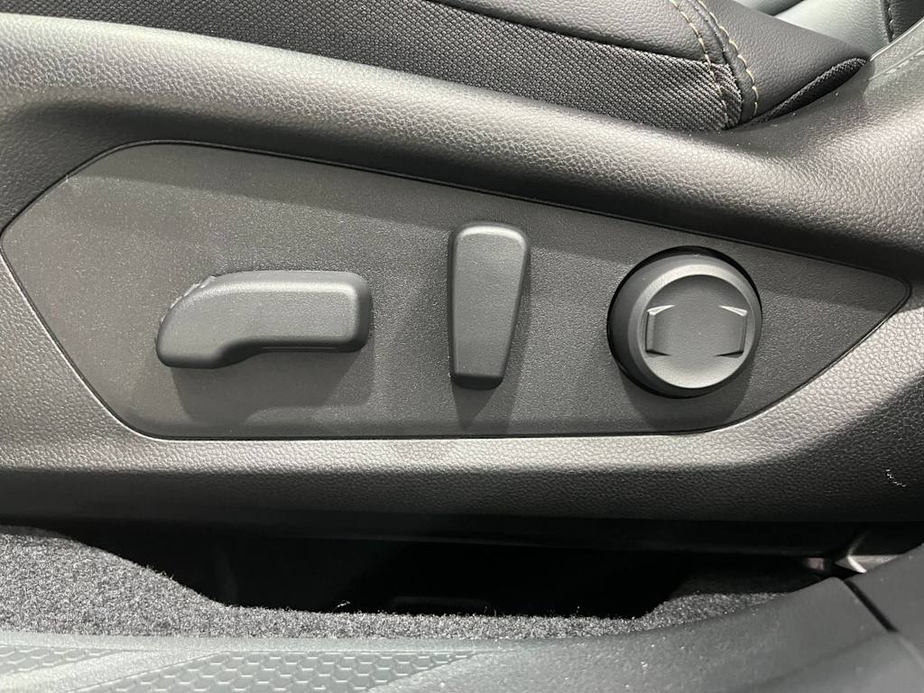 Thumbnail: 2026 Subaru Outback - 19