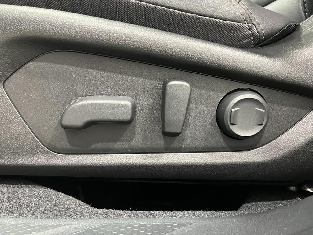 Thumbnail: 2026 Subaru Outback - 19