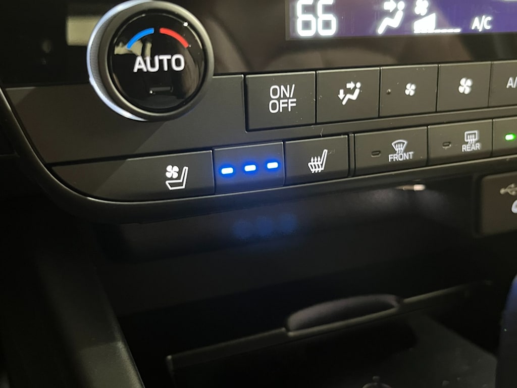 Thumbnail: 2026 Subaru Outback - 25