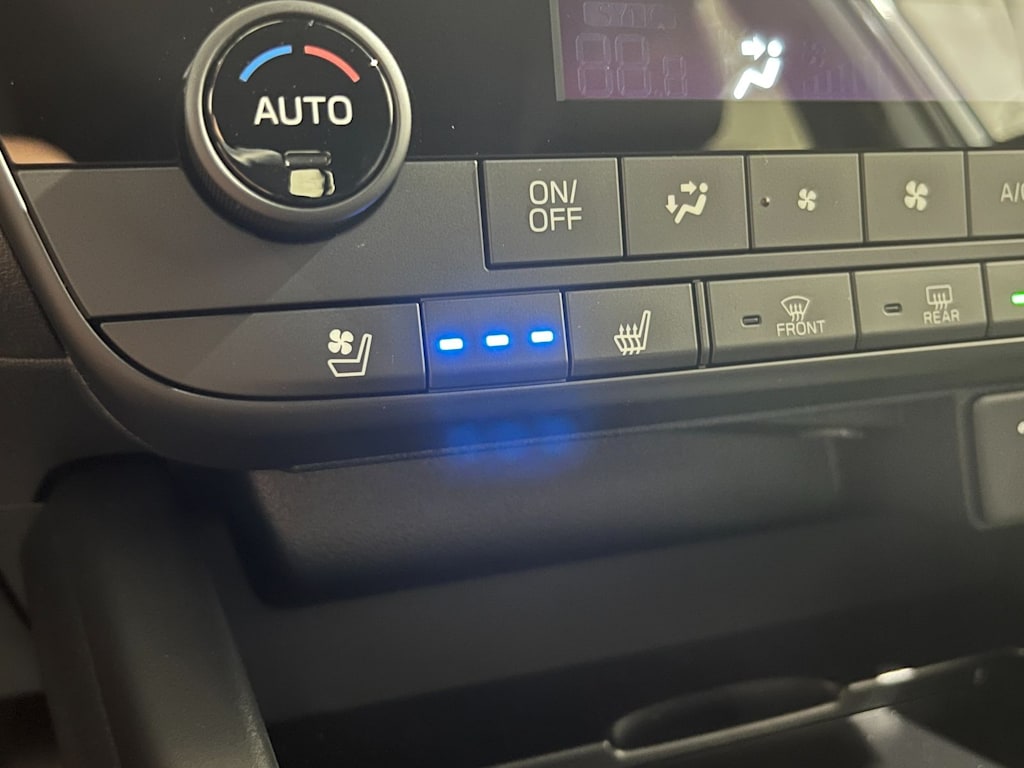 Thumbnail: 2026 Subaru Outback - 25