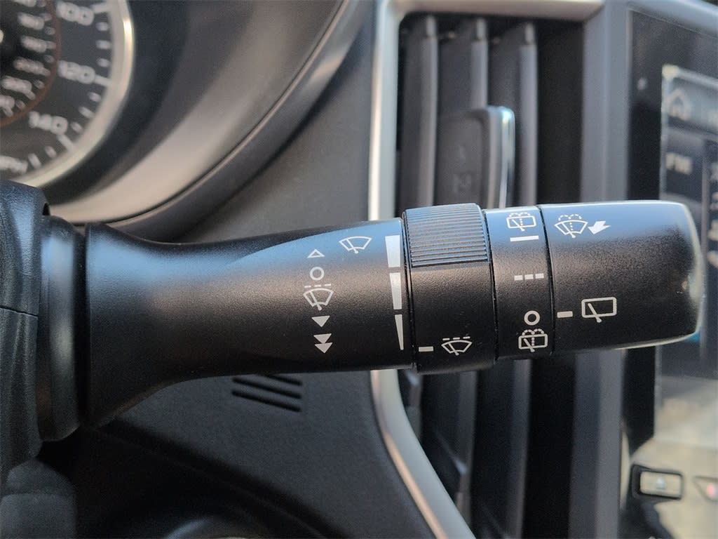 Thumbnail: 2018 Subaru Crosstrek - 32