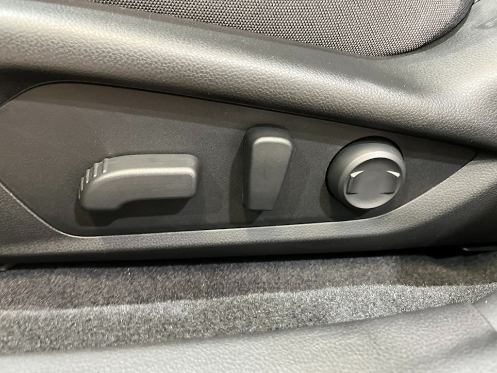 Thumbnail: 2025 Subaru Crosstrek - 19