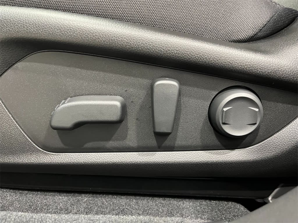 Thumbnail: 2025 Subaru Crosstrek - 20