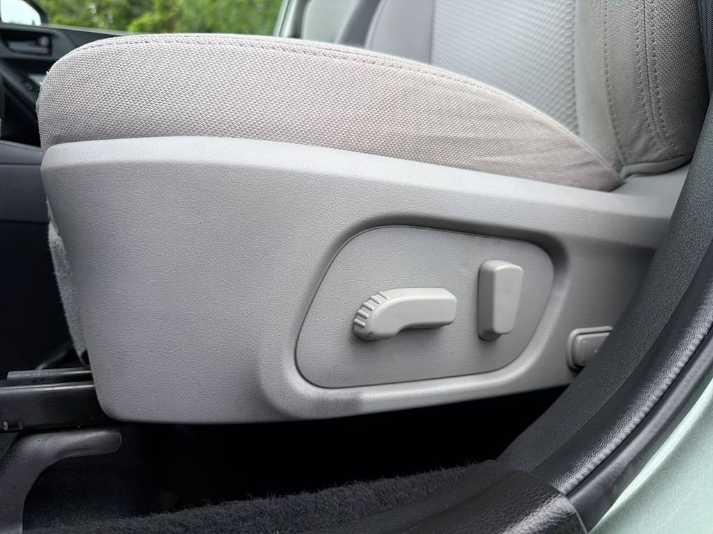 Thumbnail: 2015 Subaru Forester - 27