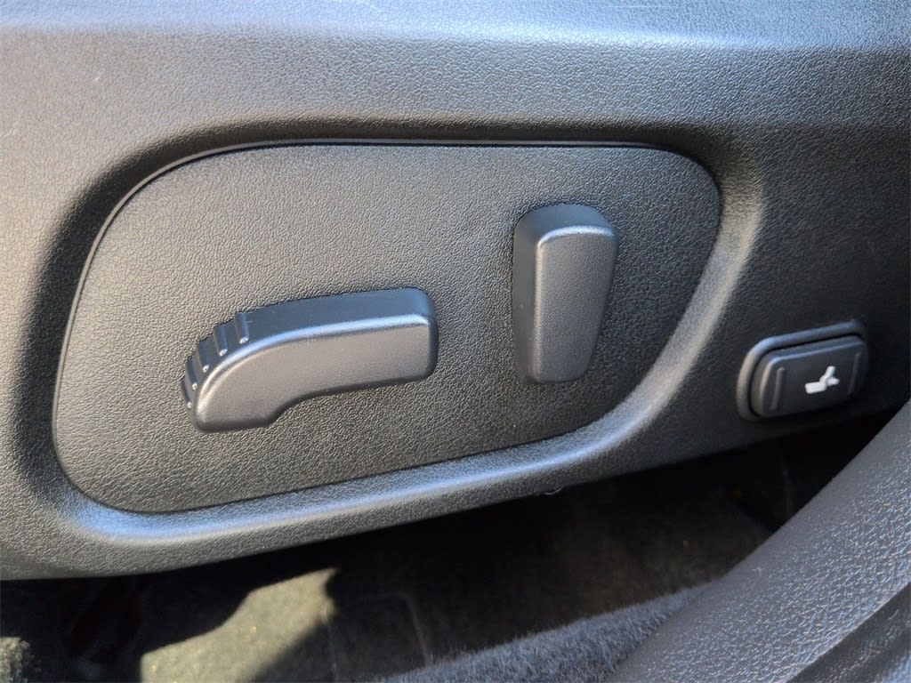 Thumbnail: 2017 Subaru Forester - 27