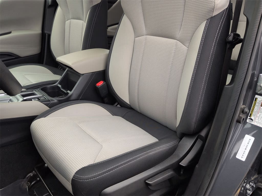 Thumbnail: 2023 Subaru Forester - 9