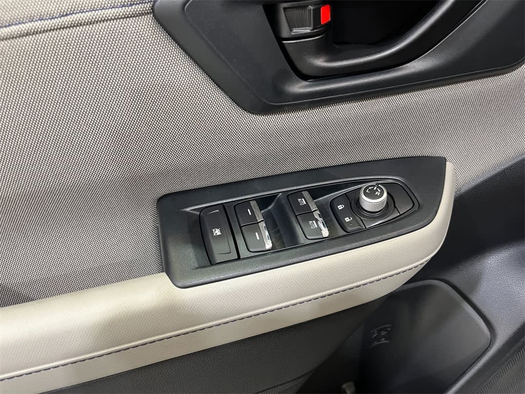 2025 Subaru Forester Premium 20