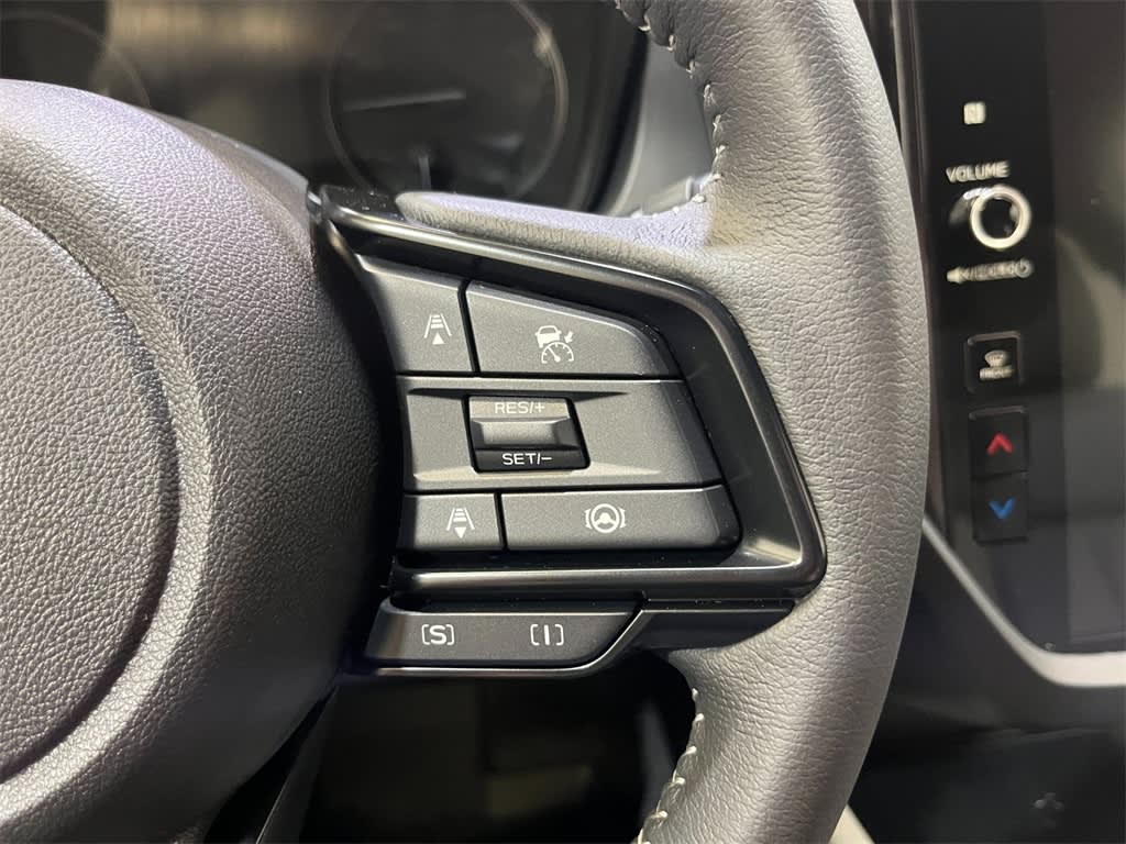 2025 Subaru Forester Premium 22