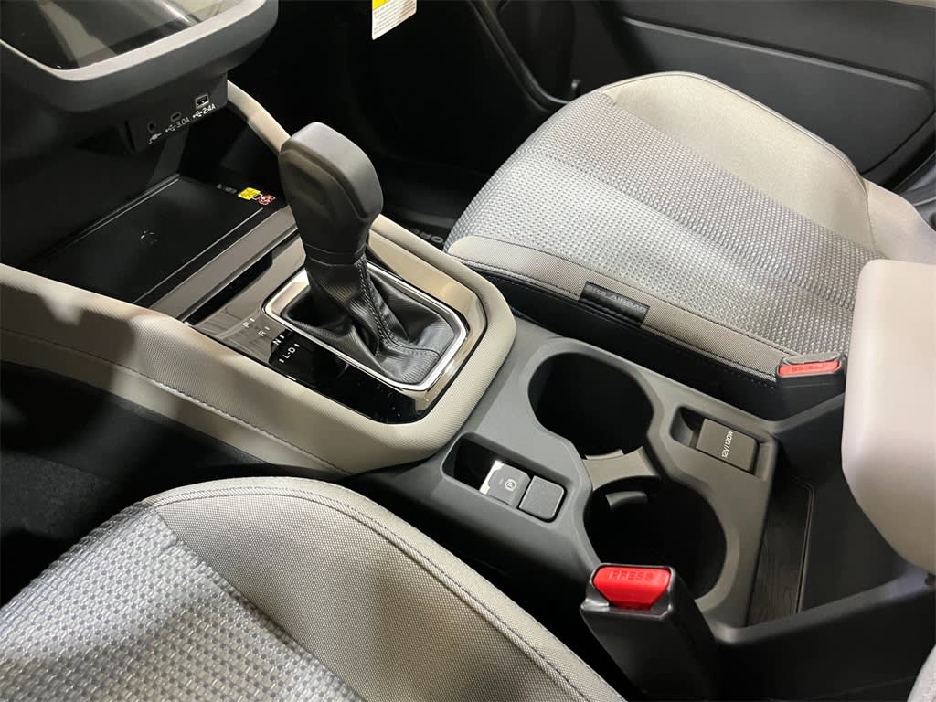 2025 Subaru Forester Premium 14