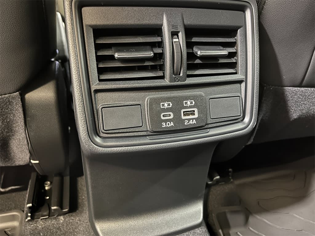 2025 Subaru Forester Premium 26