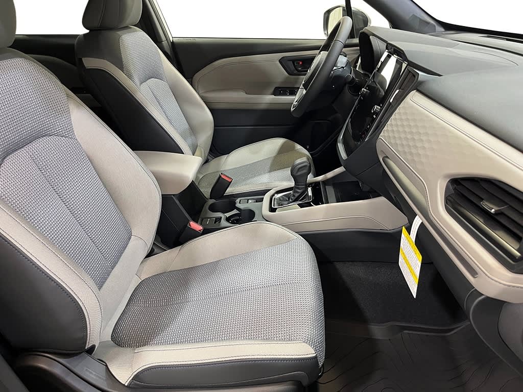 2025 Subaru Forester Premium 11