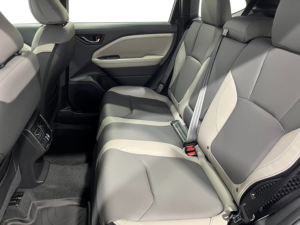 Thumbnail: 2025 Subaru Forester - 12