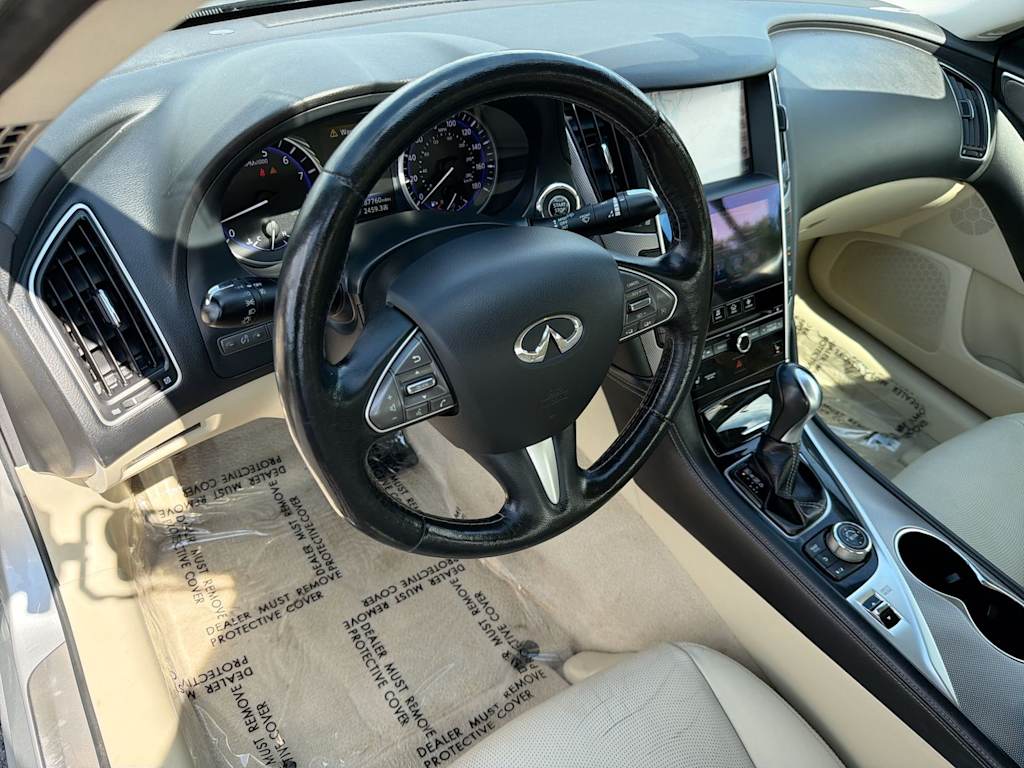 Thumbnail: 2015 INFINITI Q50 - 2