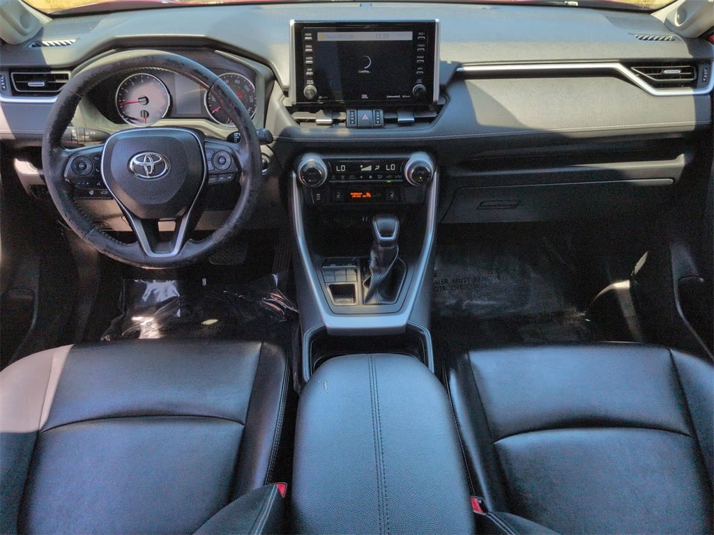 Thumbnail: 2019 Toyota RAV4 - 8
