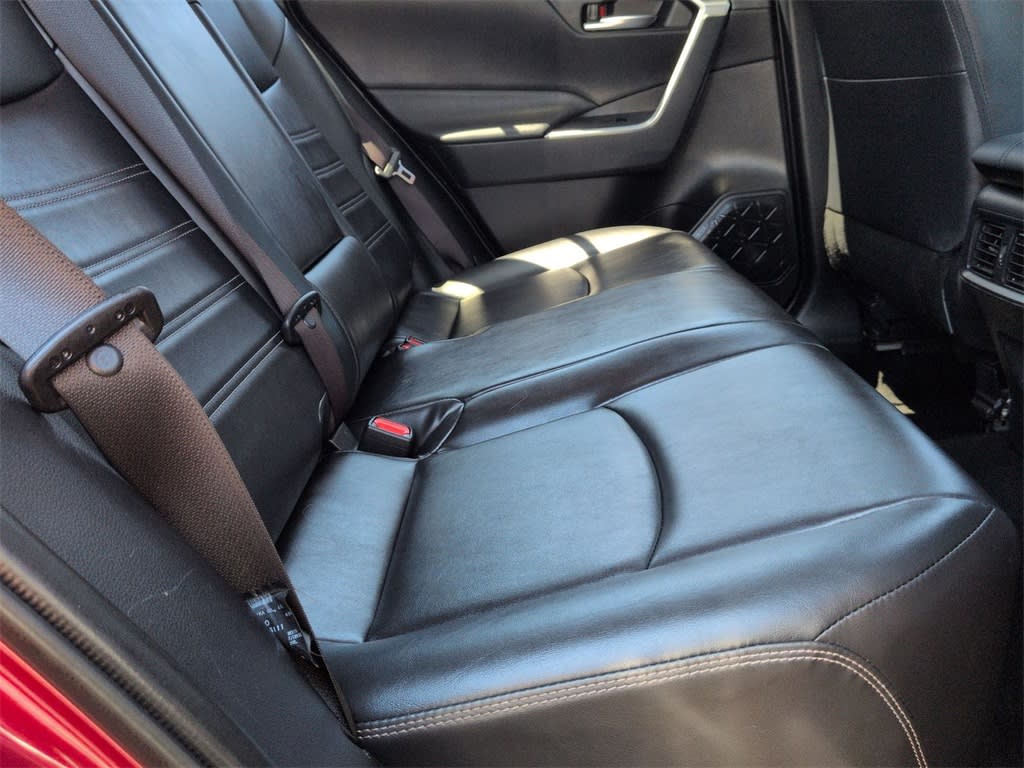 Thumbnail: 2019 Toyota RAV4 - 30