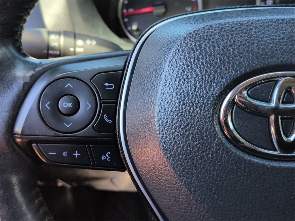 Thumbnail: 2019 Toyota RAV4 - 32