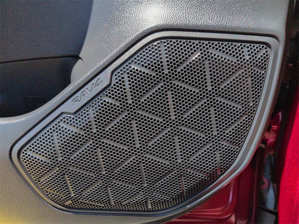 Thumbnail: 2019 Toyota RAV4 - 38