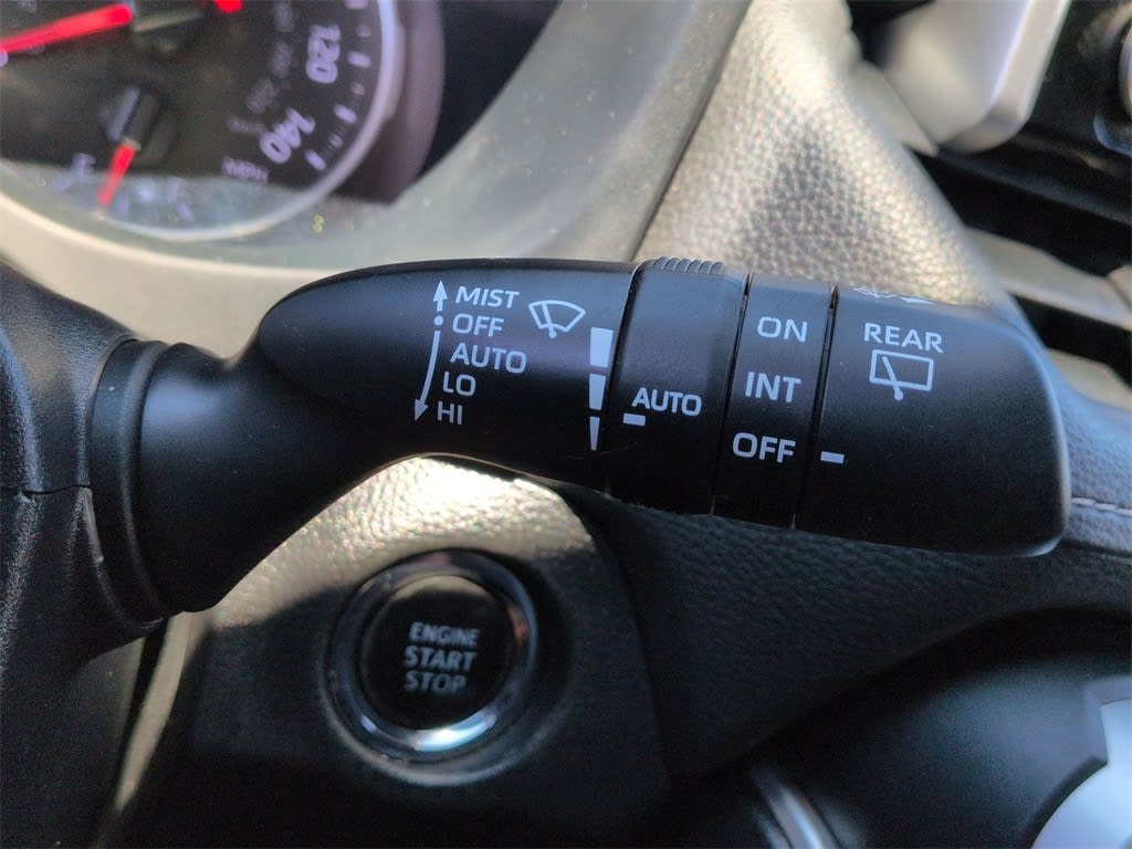 Thumbnail: 2019 Toyota RAV4 - 34