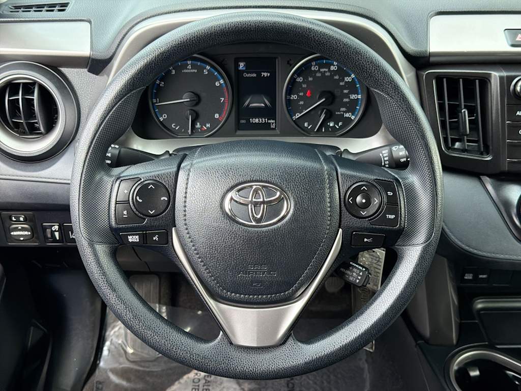 Thumbnail: 2018 Toyota RAV4 - 12